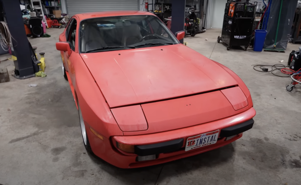 photo of Gearheads Revive Porsche 944 As A Christmas Gift For Pro Drifter Friend image